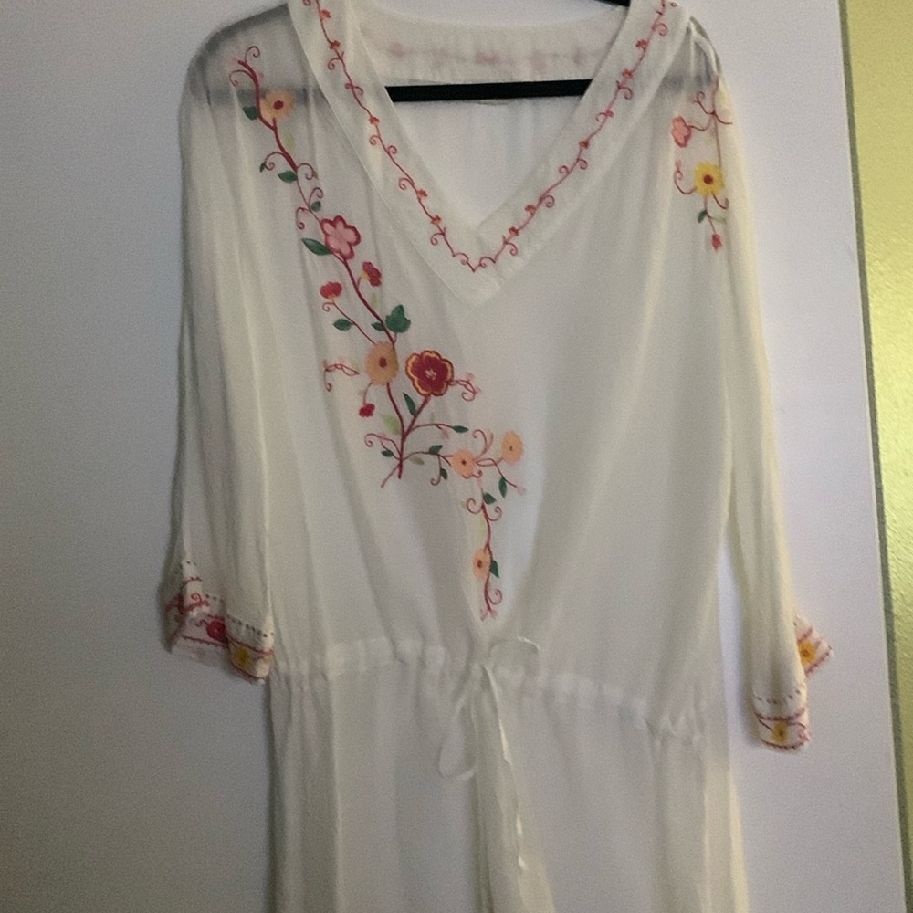 J.Jill Beautiful Embroidered Tunic